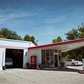 Ron's Service Station