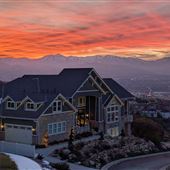 Large Craftsman in Draper Overlooking the Valley
