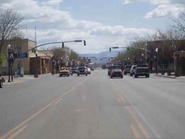 Vernal (5/1/2006 - Credits: Mimi Davis-Taylor)