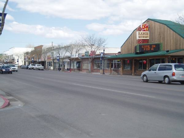 Vernal (5/1/2006 - Credits: Mimi Davis-Taylor)