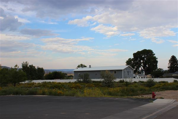Vernal (9/13/2021 - Credits: Allie Russell)