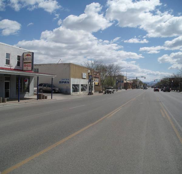 Vernal (5/1/2006 - Credits: Mimi Davis-Taylor)