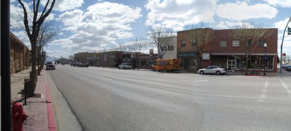 Vernal (5/1/2006 - Credits: Mimi Davis-Taylor)